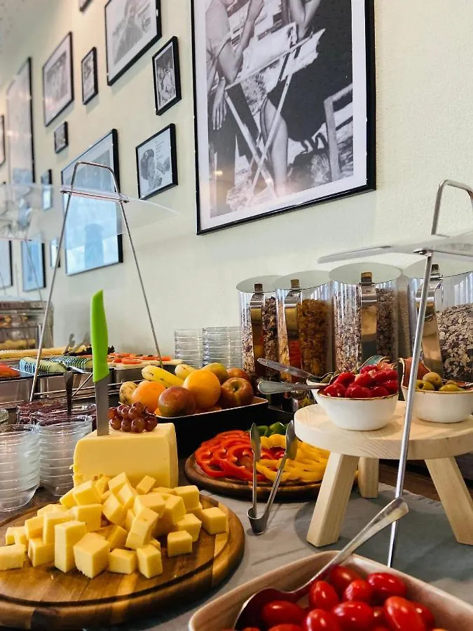 Intergroup Business & Design Hotel Ingolstadt Kosching 4*,